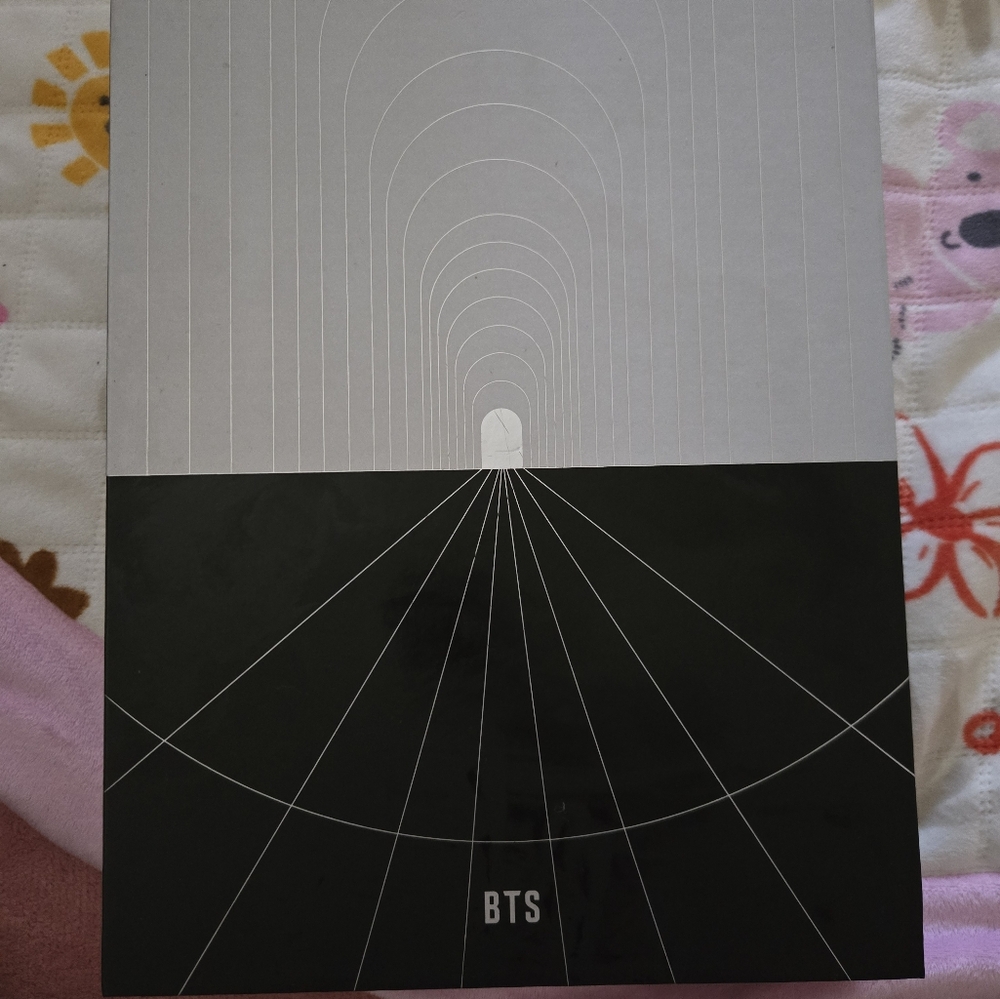 BTS MAP OF THE SOUL ON:E CONCEPT PHOTO BOOK